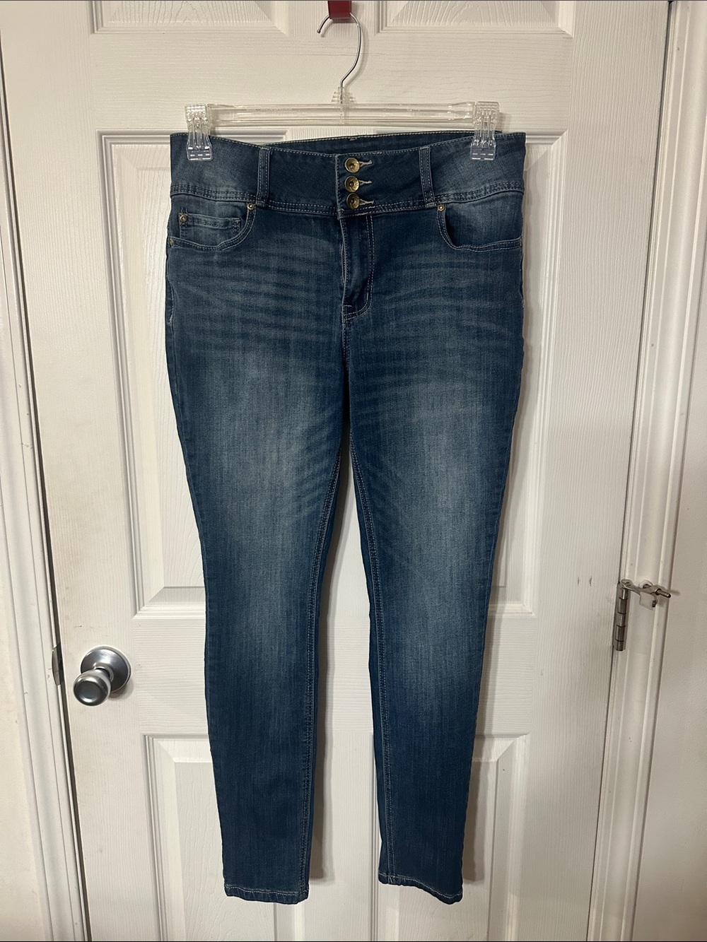 Cato High-Rise Skinny Jeans in Washed Dark Blue